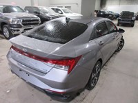 2023 Hyundai Elantra HEV Luxury DCT