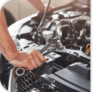 Hyundai service technician