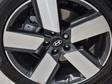 2026 Hyundai Santa Fe HEV Luxury image 4