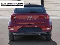 2025 Hyundai Venue Preferred IVT w/Two-Tone