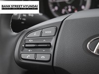 2025 Hyundai Venue Preferred IVT w/Two-Tone