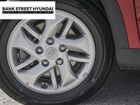 2025 Hyundai Venue Preferred IVT w/Two-Tone