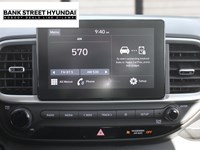 2025 Hyundai Venue Preferred IVT w/Two-Tone