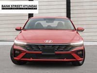 2025 Hyundai Elantra Luxury IVT