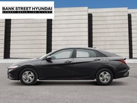 2025 Hyundai Elantra Essential IVT