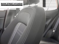 2025 Hyundai Venue Preferred IVT w/Two-Tone