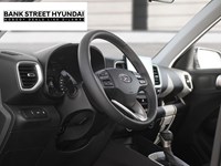 2025 Hyundai Venue Preferred IVT w/Two-Tone