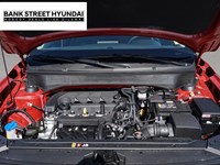 2025 Hyundai Venue Preferred IVT w/Two-Tone