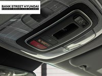 2025 Hyundai Elantra HEV Luxury DCT