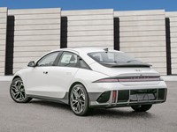 2025 Hyundai IONIQ 6 Preferred AWD Long Range w/Ultimate Pkg