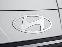 2025 Hyundai Elantra HEV Luxury DCT