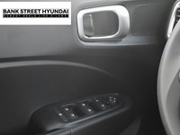2026 Hyundai Venue Essential IVT w/Two-Tone