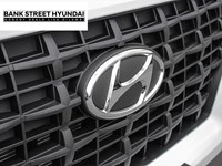 2025 Hyundai Venue Essential IVT