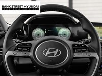 2025 Hyundai Elantra Luxury IVT
