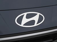 2026 Hyundai Elantra Luxury IVT w/Two-Tone Interior