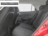 2026 Hyundai Venue Essential IVT w/Two-Tone