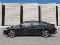 2026 Hyundai Elantra Luxury IVT w/Two-Tone Interior