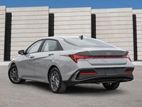 2026 Hyundai Elantra Essential IVT
