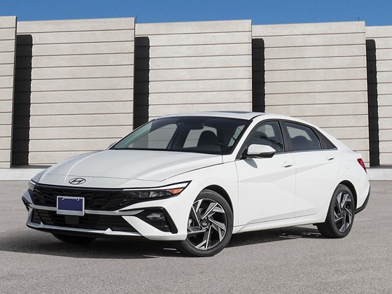 2025 Hyundai Elantra HEV Luxury