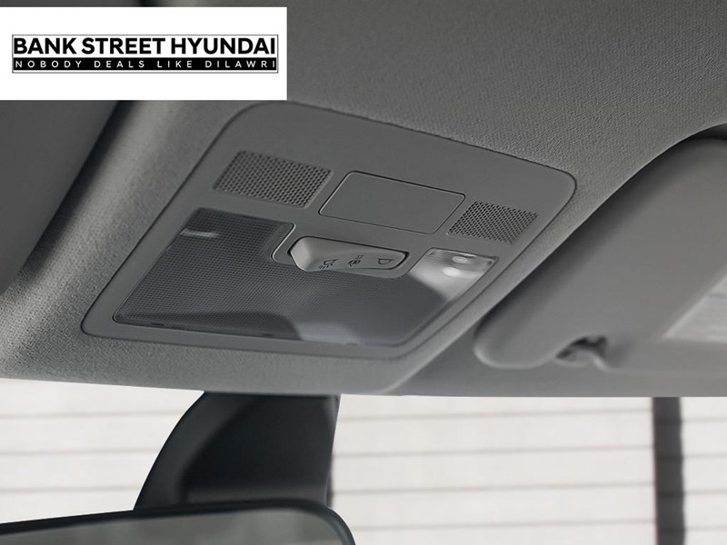 2025 Hyundai Venue Preferred IVT w/Two-Tone