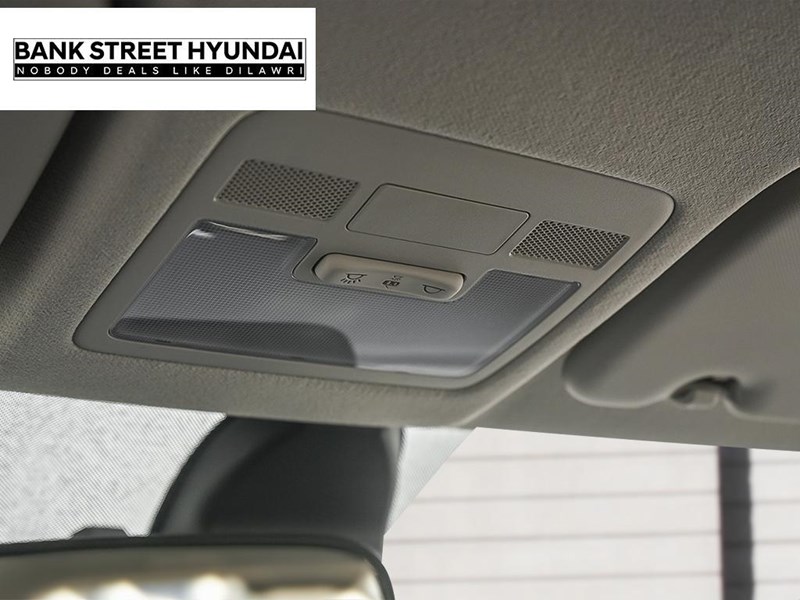 2025 Hyundai Venue Preferred IVT