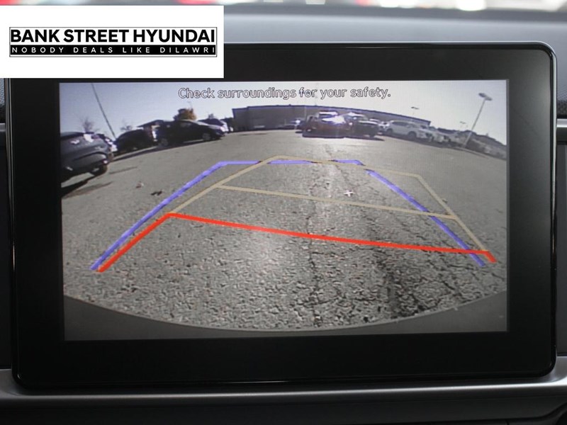 2025 Hyundai Venue Preferred IVT w/Two-Tone
