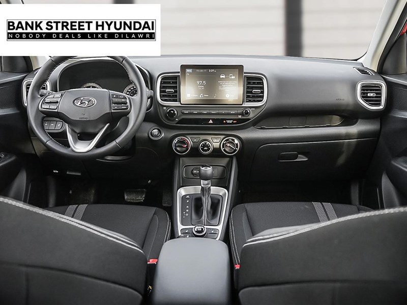 2025 Hyundai Venue Preferred IVT