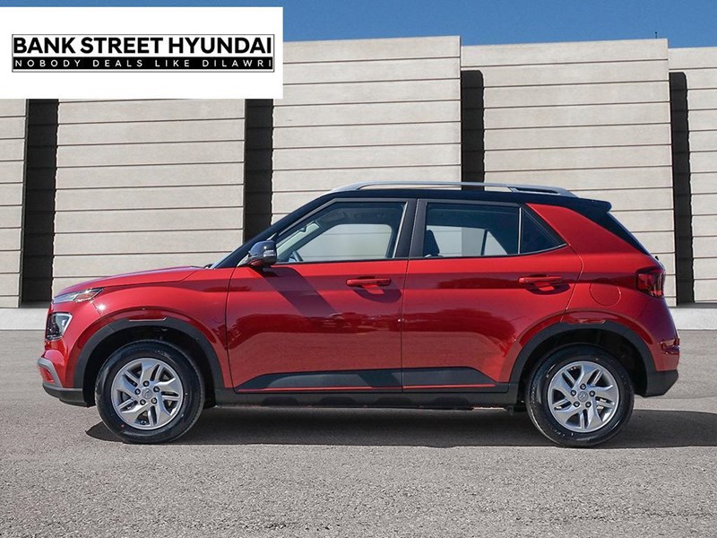 2025 Hyundai Venue Preferred IVT w/Two-Tone