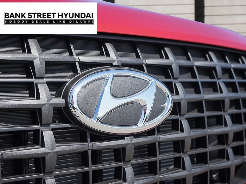 2025 Hyundai Venue Preferred IVT w/Two-Tone