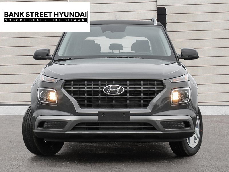 2025 Hyundai Venue Preferred IVT w/Two-Tone