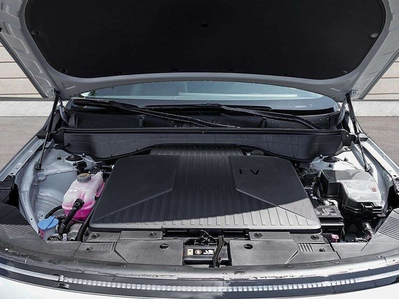 2026 Hyundai Kona Electric Preferred FWD w/Ultimate Package