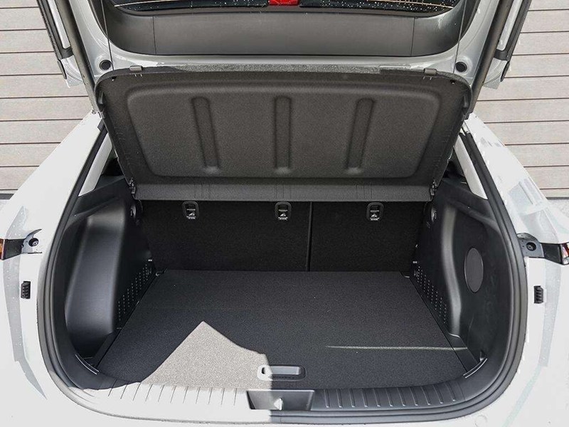 2026 Hyundai Kona Electric Preferred FWD w/Ultimate Package