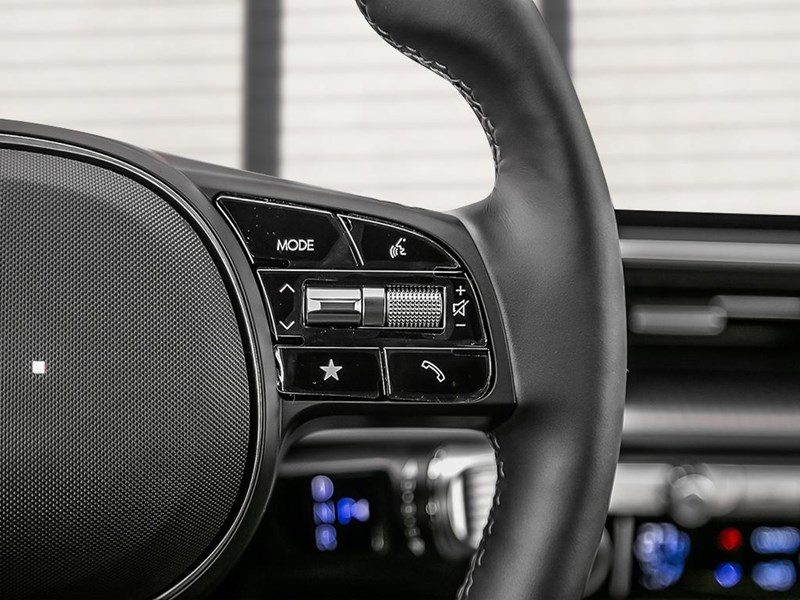 2025 Hyundai IONIQ 6 Preferred RWD Long Range