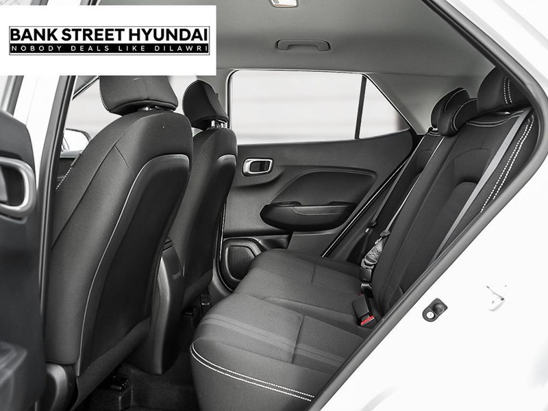 2025 Hyundai Venue Essential IVT