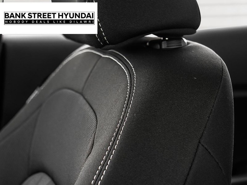 2025 Hyundai Venue Preferred IVT