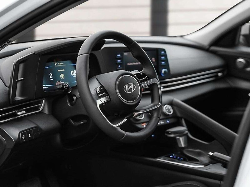 2026 Hyundai Elantra Preferred IVT