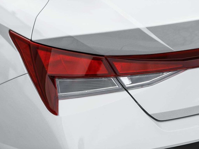 2026 Hyundai Elantra Preferred IVT