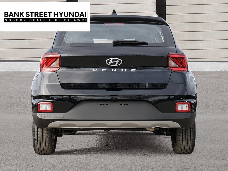 2025 Hyundai Venue Ultimate IVT w/Black Interior