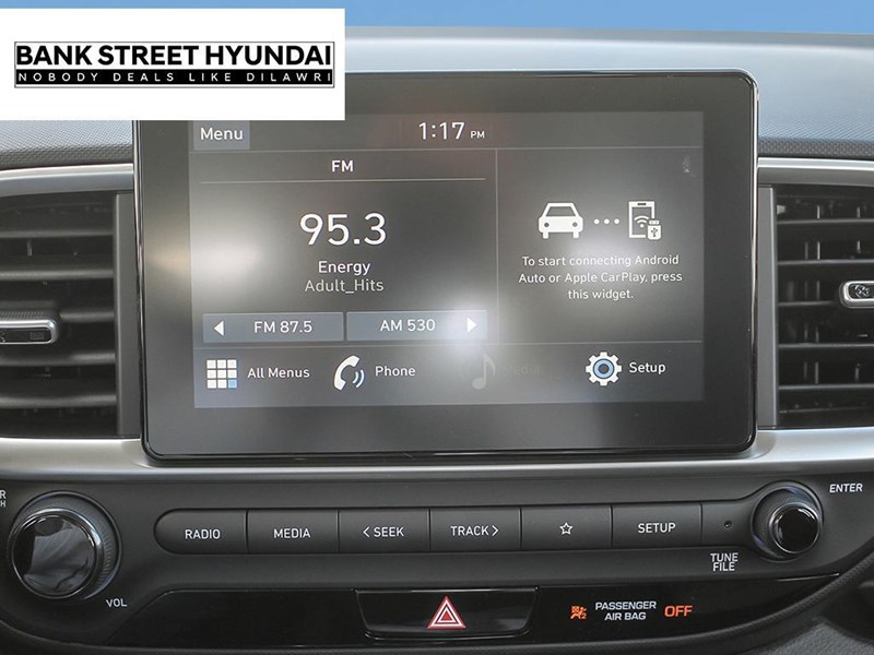 2026 Hyundai Venue Essential IVT w/Two-Tone