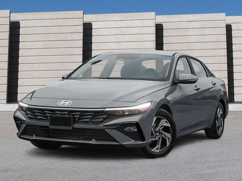 2026 Hyundai Elantra Luxury IVT w/Two-Tone Interior
