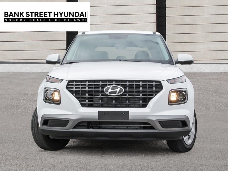 2025 Hyundai Venue Essential IVT