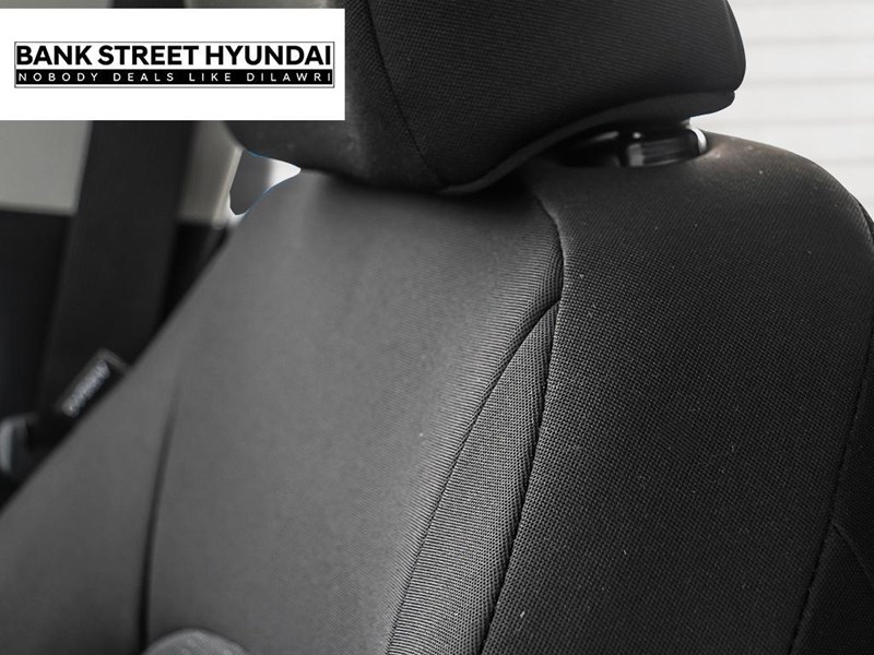 2025 Hyundai Venue Essential IVT