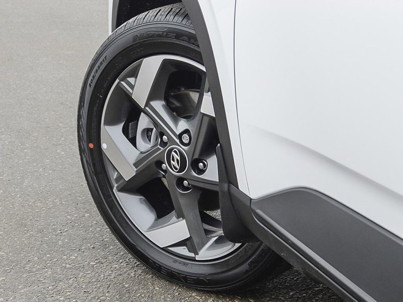 2026 Hyundai Venue Ultimate IVT w/Black Interior