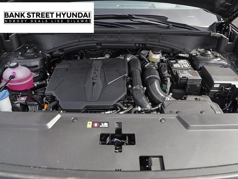 2025 Hyundai Santa Fe Ultimate Calligraphy AWD