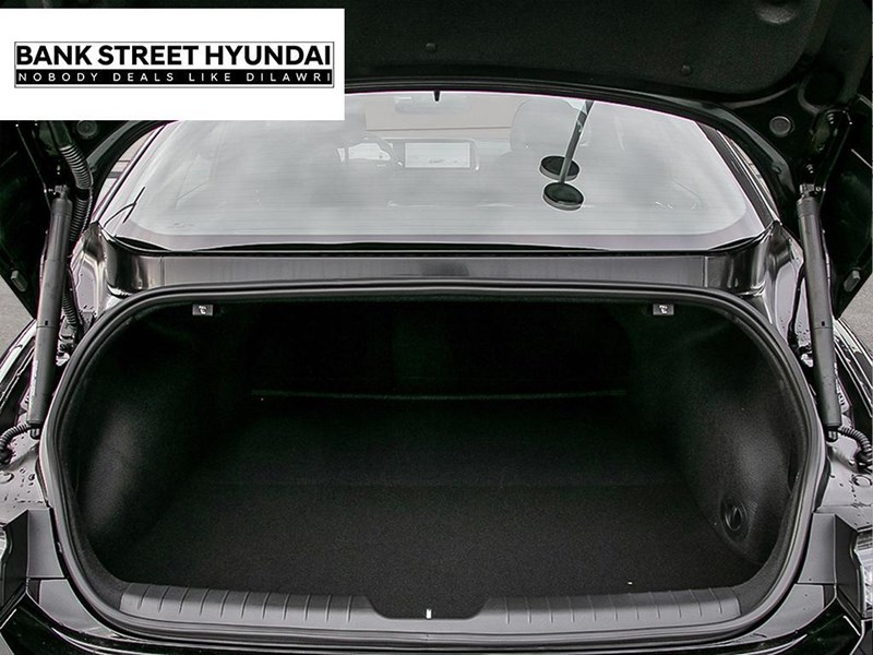 2025 Hyundai IONIQ 6 Preferred RWD Long Range