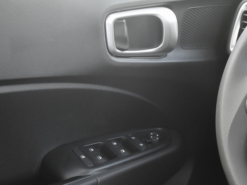 2026 Hyundai Venue Essential IVT w/Two-Tone