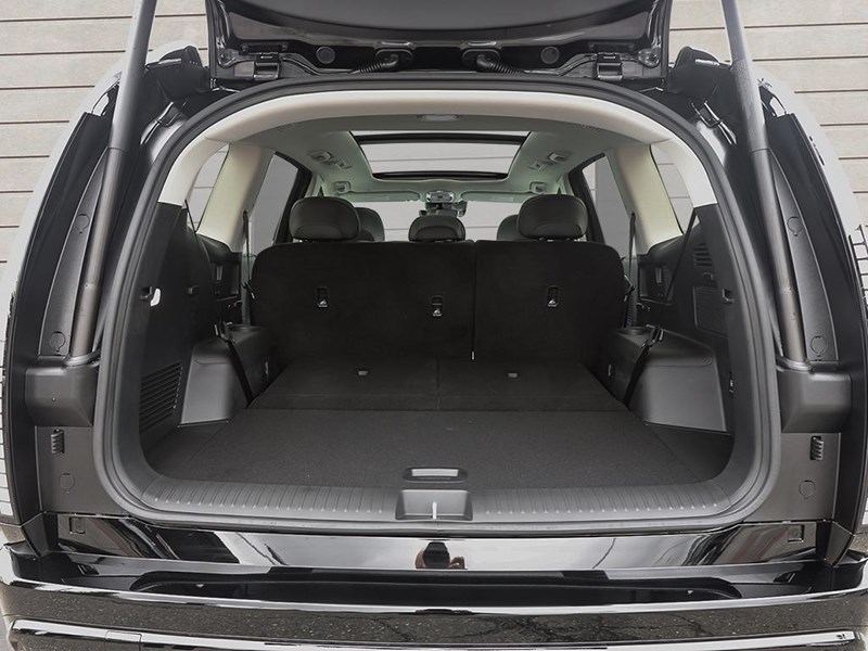 2026 Hyundai IONIQ 9 Preferred AWD w/Luxury Pkg