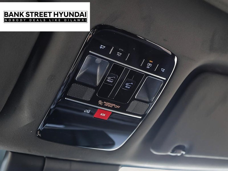 2025 Hyundai Santa Fe Ultimate Calligraphy AWD