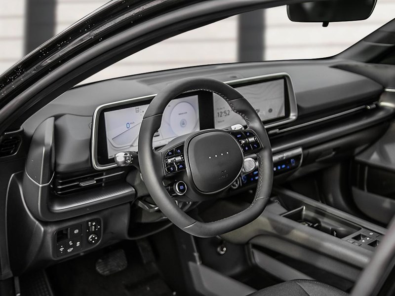 2025 Hyundai IONIQ 6 Preferred RWD Long Range