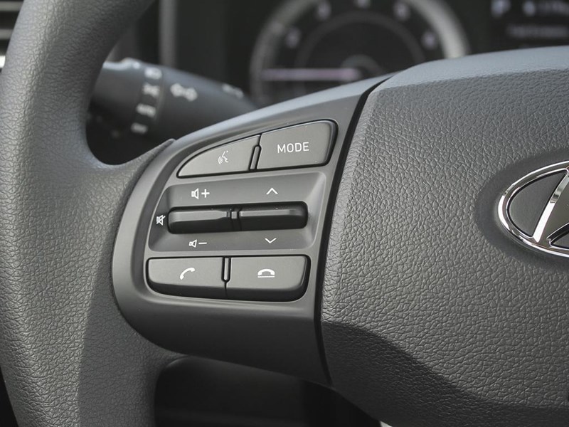 2026 Hyundai Venue Essential IVT w/Two-Tone